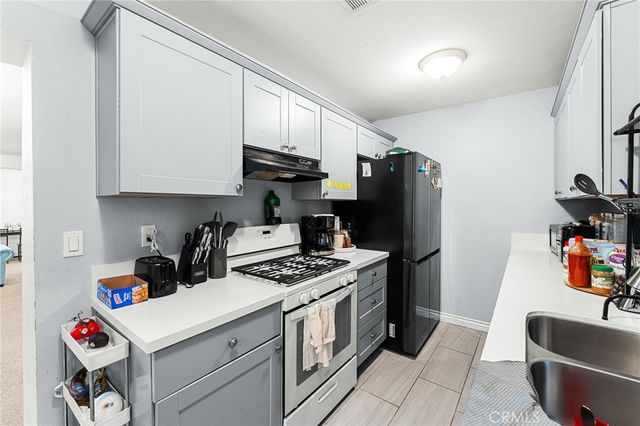 660 Pennsylvania Avenue, Beaumont, CA 92223
