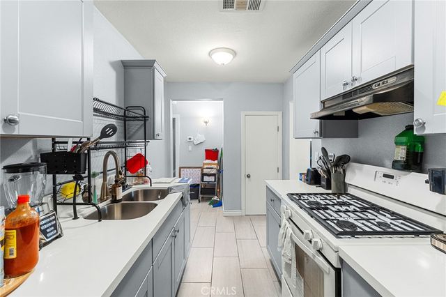 660 Pennsylvania Avenue, Beaumont, CA 92223