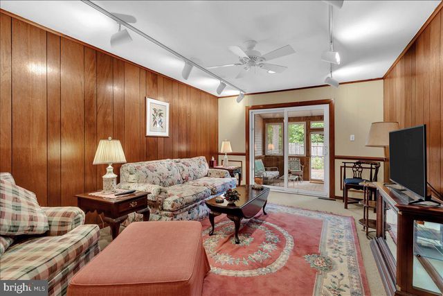 417 MONMOUTH DR, Cherry Hill, NJ 08002