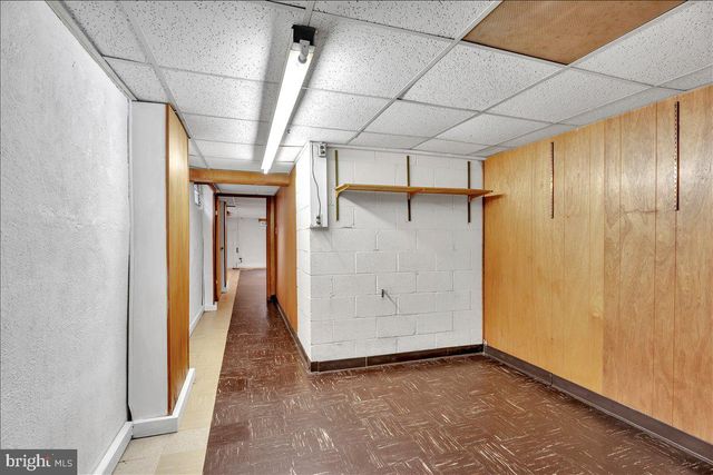417 MONMOUTH DR, Cherry Hill, NJ 08002