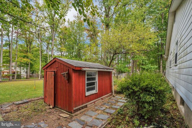 417 MONMOUTH DR, Cherry Hill, NJ 08002