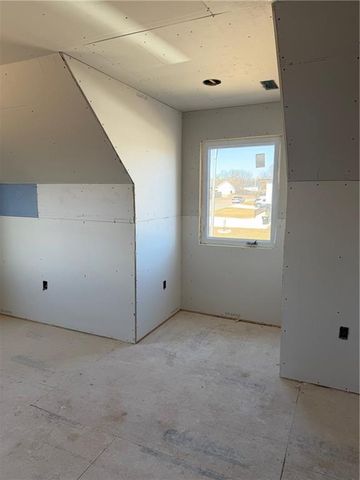 1403 W 6th Street Terrace, Knob Noster, MO 65336