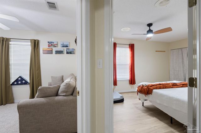 213 Clear Lake Dr, Pensacola, FL 32507