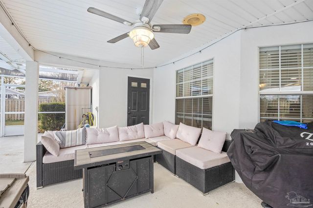 213 Clear Lake Dr, Pensacola, FL 32507