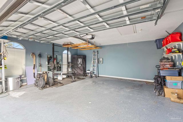 213 Clear Lake Dr, Pensacola, FL 32507