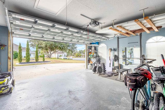 213 Clear Lake Dr, Pensacola, FL 32507