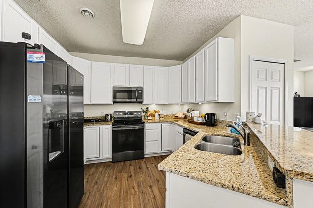 10951 Goodhue Street NE D, Blaine, MN 55449