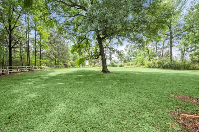 9911 Kleppel Road, Tomball, TX 77375
