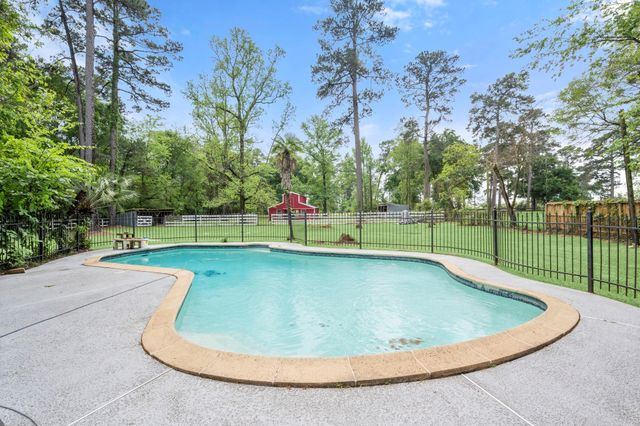 9911 Kleppel Road, Tomball, TX 77375