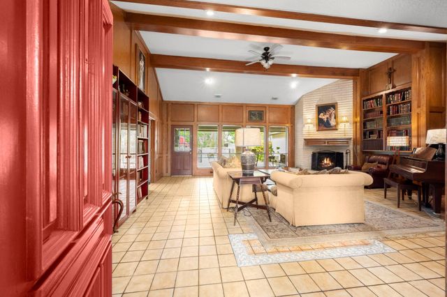 9911 Kleppel Road, Tomball, TX 77375