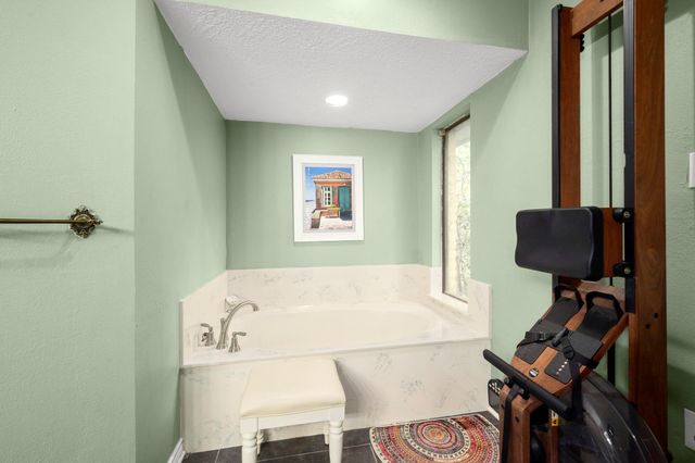 9911 Kleppel Road, Tomball, TX 77375