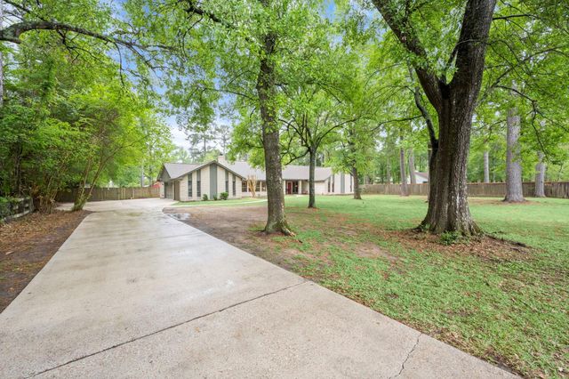 9911 Kleppel Road, Tomball, TX 77375