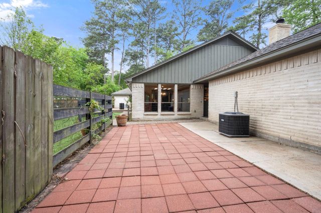 9911 Kleppel Road, Tomball, TX 77375