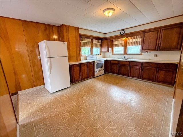 905 Cogswell Avenue, Geddes, NY 13209