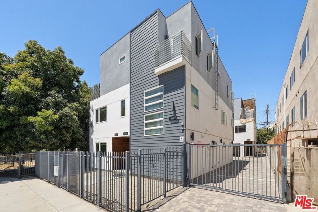 6119 Fountain Avenue, Los Angeles, CA 90028