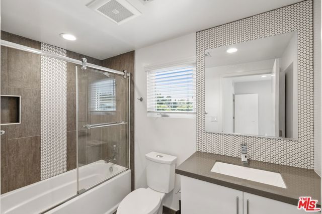 6119 Fountain Avenue, Los Angeles, CA 90028