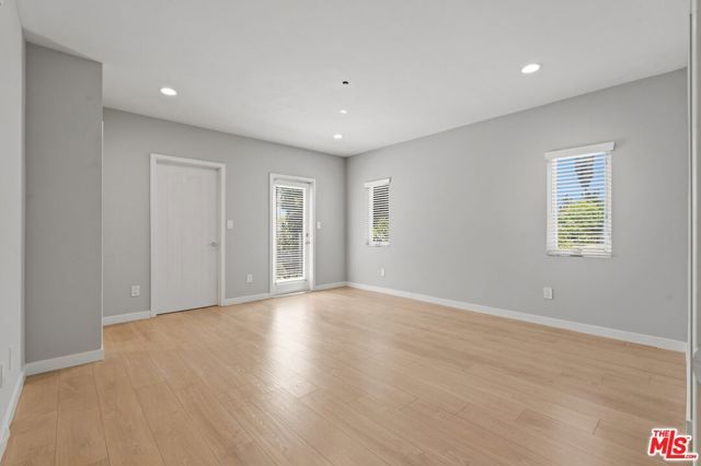 6119 Fountain Avenue, Los Angeles, CA 90028