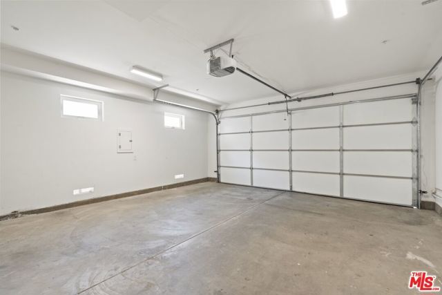 6119 Fountain Avenue, Los Angeles, CA 90028