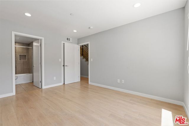 6119 Fountain Avenue, Los Angeles, CA 90028