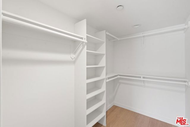 6119 Fountain Avenue, Los Angeles, CA 90028