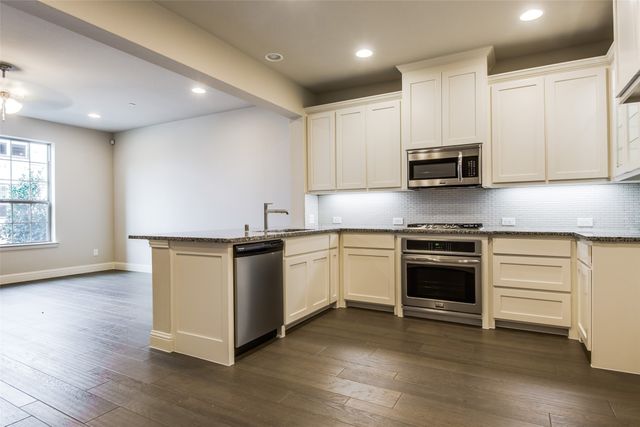 4670C Rhett Lane, Carrollton, TX 75010