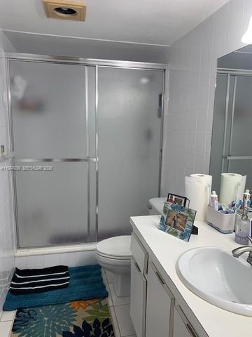 5550 NW 44th St 404B, Lauderhill, FL 33319