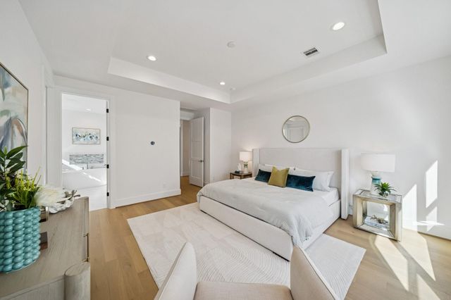 1403 W 21st St C, Houston, TX 77008