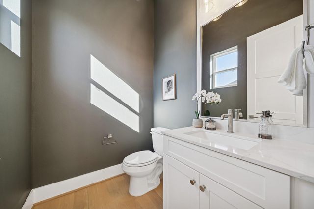 1403 W 21st St C, Houston, TX 77008
