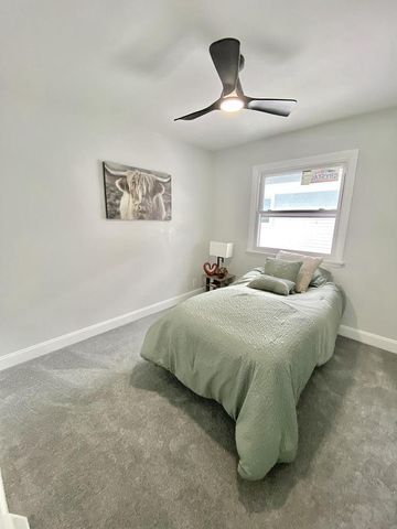 5735 N 79th STREET, Milwaukee, WI 53218