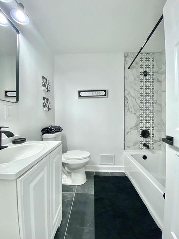 5735 N 79th STREET, Milwaukee, WI 53218