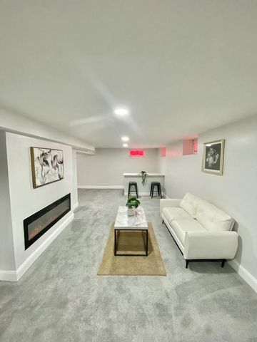 5735 N 79th STREET, Milwaukee, WI 53218