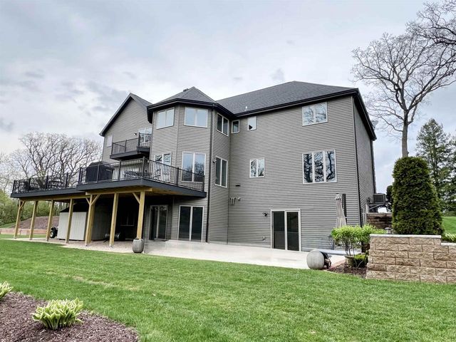 5003 Creek Haven Road, Cottage Grove, WI 53527