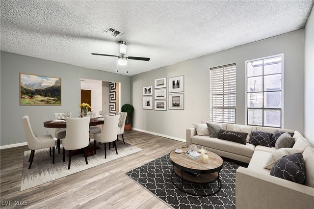 3954 Edgemoor Way, Las Vegas, NV 89121