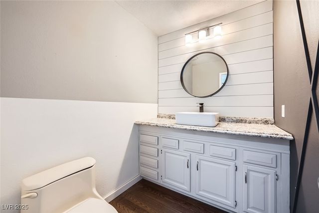 3954 Edgemoor Way, Las Vegas, NV 89121