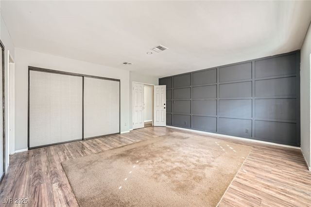 3954 Edgemoor Way, Las Vegas, NV 89121