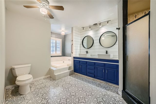 3954 Edgemoor Way, Las Vegas, NV 89121