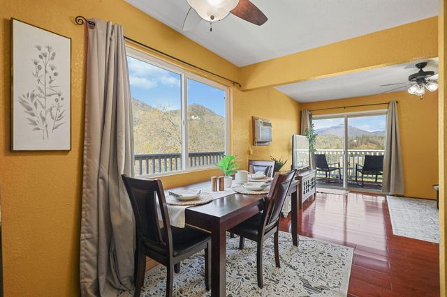 22065 Loop Drive, Redding, CA 96003