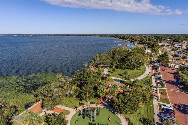 1240 BLUE DAZE LANE, Eustis, FL 32726
