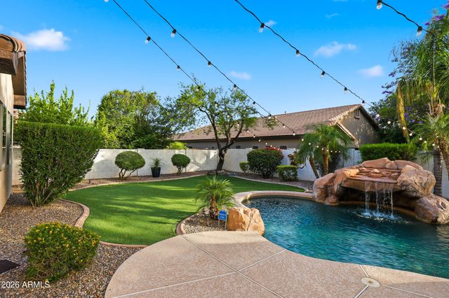 27106 N 23RD Drive, Phoenix, AZ 85085
