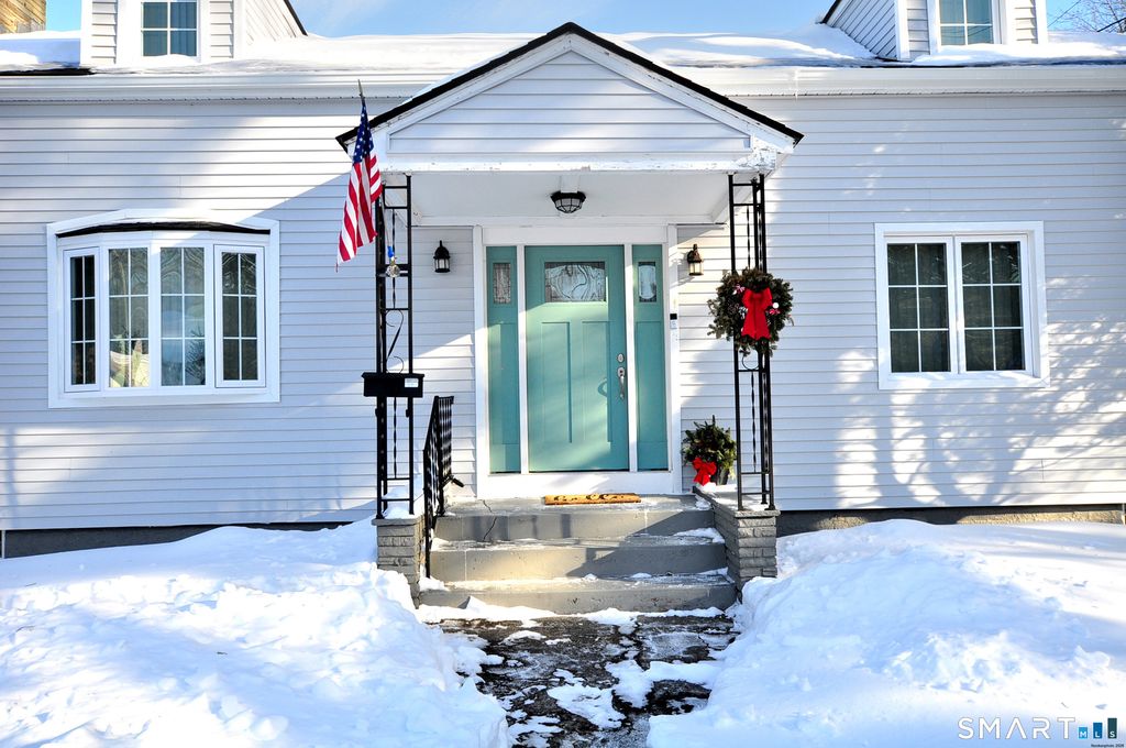 3 Curtis Street, Norwich, CT 06360