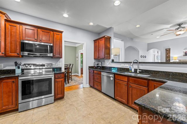 11 Jupiter Hills Drive, Weaverville, NC 28787