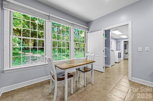 11 Jupiter Hills Drive, Weaverville, NC 28787