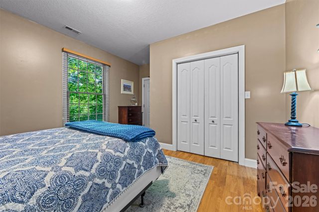 11 Jupiter Hills Drive, Weaverville, NC 28787