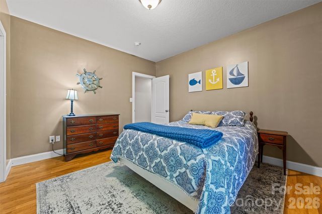 11 Jupiter Hills Drive, Weaverville, NC 28787