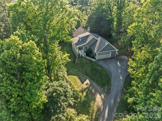 11 Jupiter Hills Drive, Weaverville, NC 28787