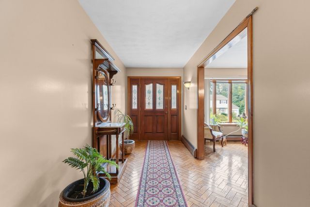 15 Madison Ct, Westport, MA 02790