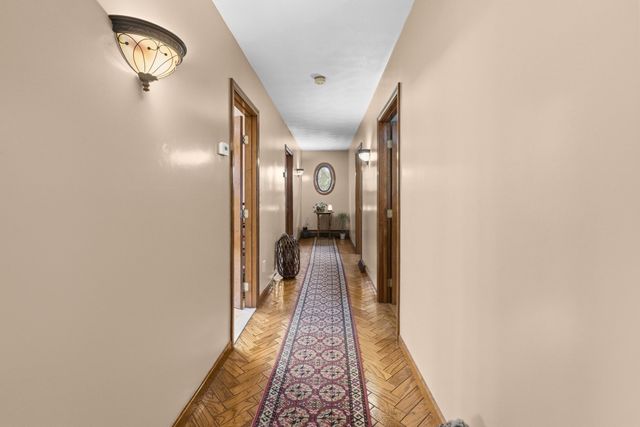 15 Madison Ct, Westport, MA 02790