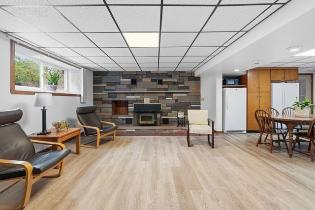 15 Madison Ct, Westport, MA 02790