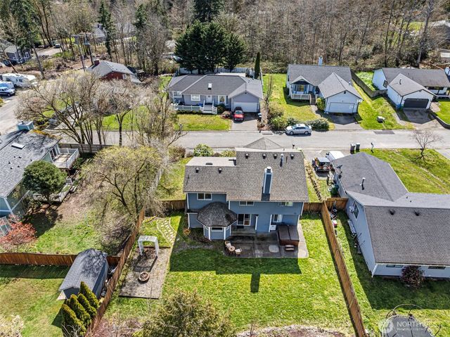 4071 SE Saxon Court, Port Orchard, WA 98366