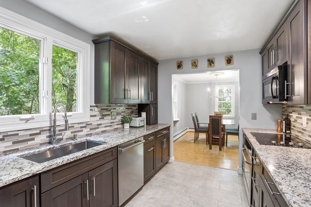 123 Sugar Rd, Bolton, MA 01740